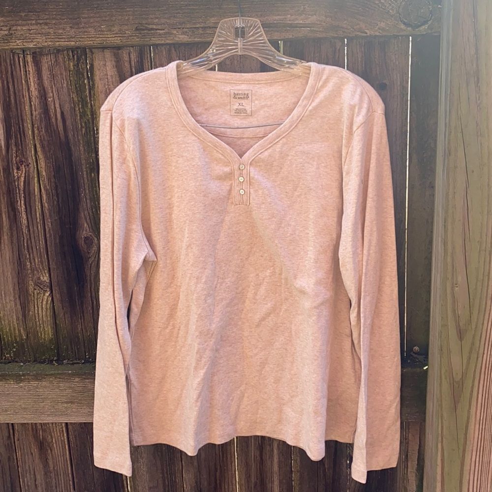 Hasting & Smith tan top sz. XL